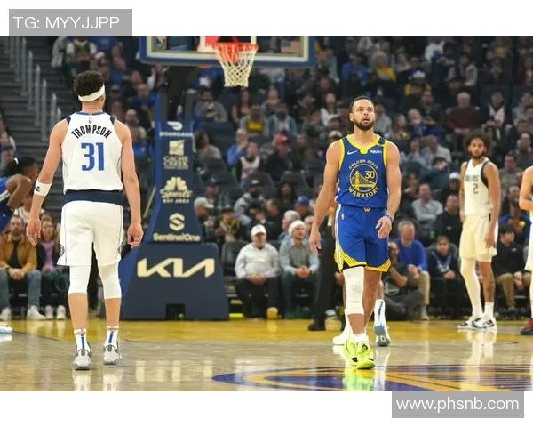 克莱·汤普森勇士三分命中率跌至生涯新低，替补席情绪爆发引独行侠交易关注